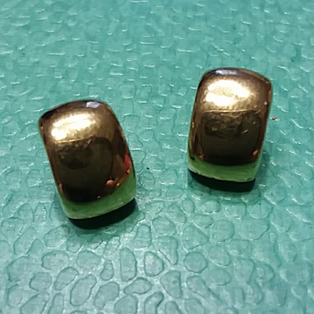 Small gold earrings